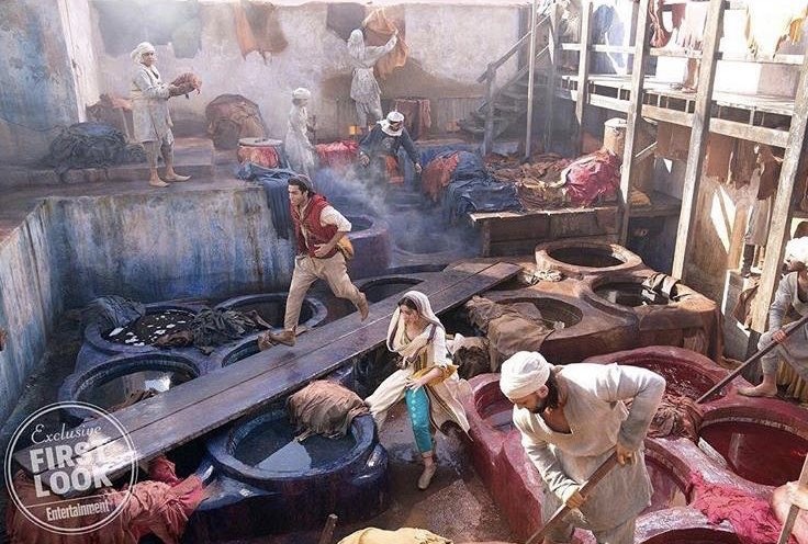 Свежие фотографии киноадаптации Аладдина....