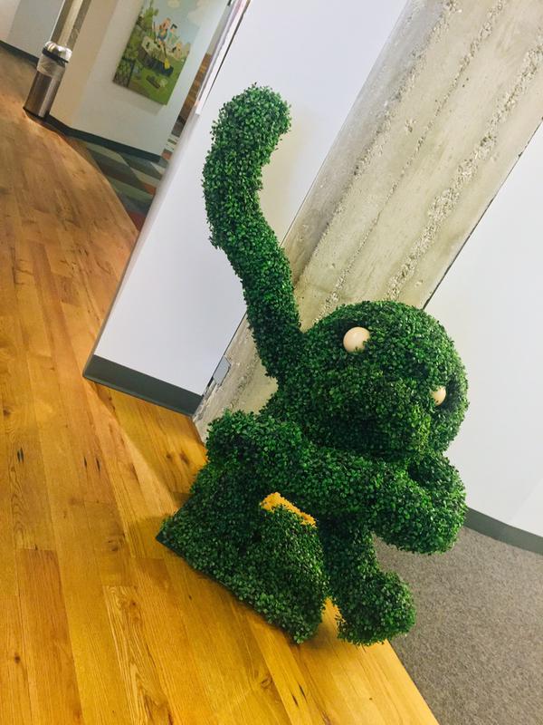 [id5592362|Катю Клэп] пригласили в главный офис Cartoon Network (sic!), где она взяла интервью у Дж. Дж. Куинтела (создателя Regular Show) и наделала кучу фоток, проспойлерив названия всех серий 7 сез...