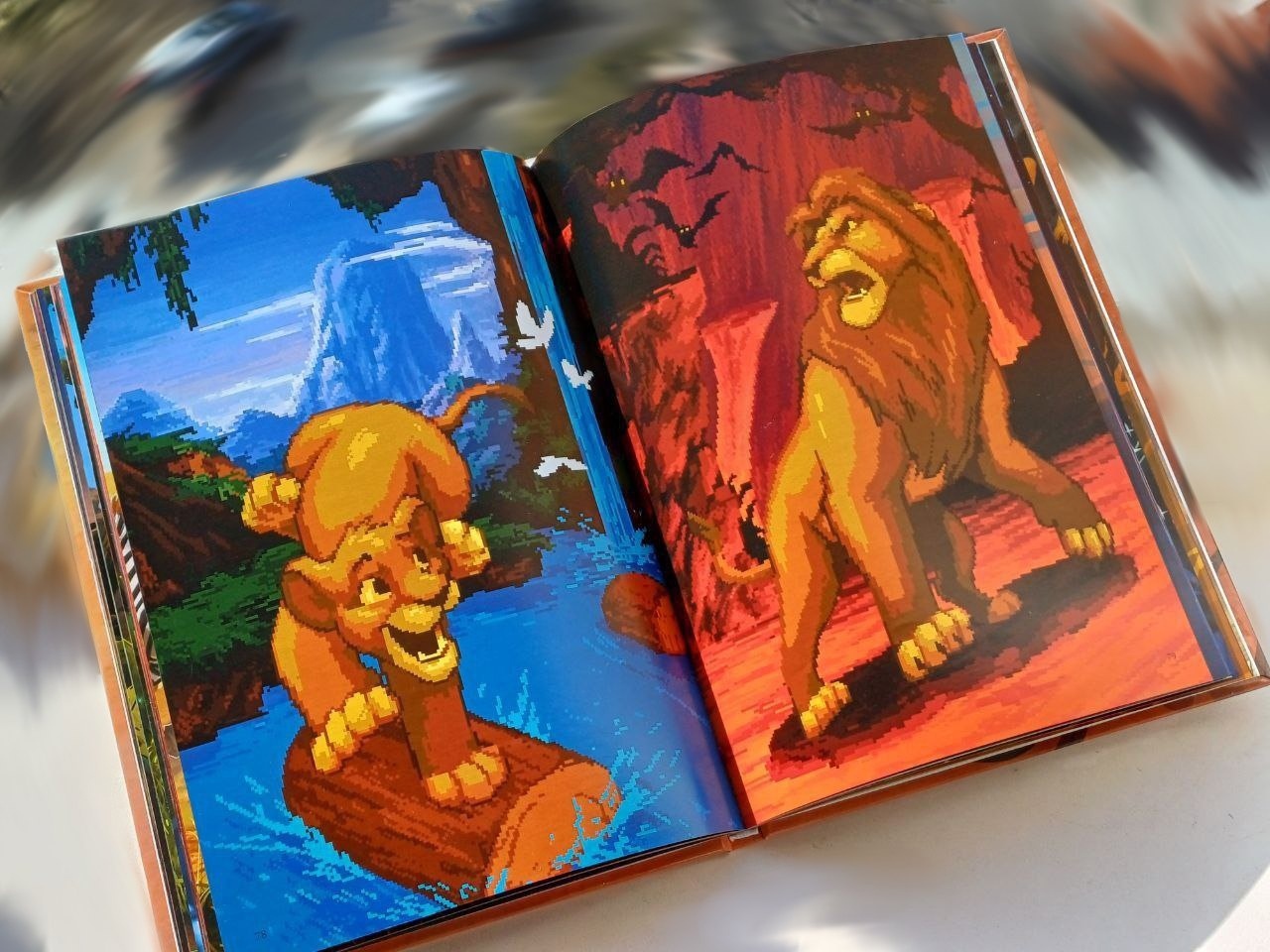 Ещё один фанатский зин на этот раз по "Королю Льву" от ребят из [club218581758|The Lion King zine: the Ultimate Edition]...